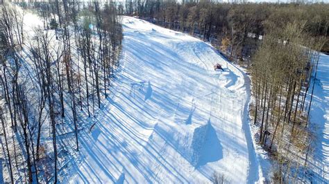 Snow trails mansfield ohio - Dec 8, 2022 · MANSFIELD, Ohio – Snow Trails will open for skiing on Friday, the first resort in Ohio to open for the 2022-23 season. The park plans to operate this weekend, Friday through Sunday, close next ... 